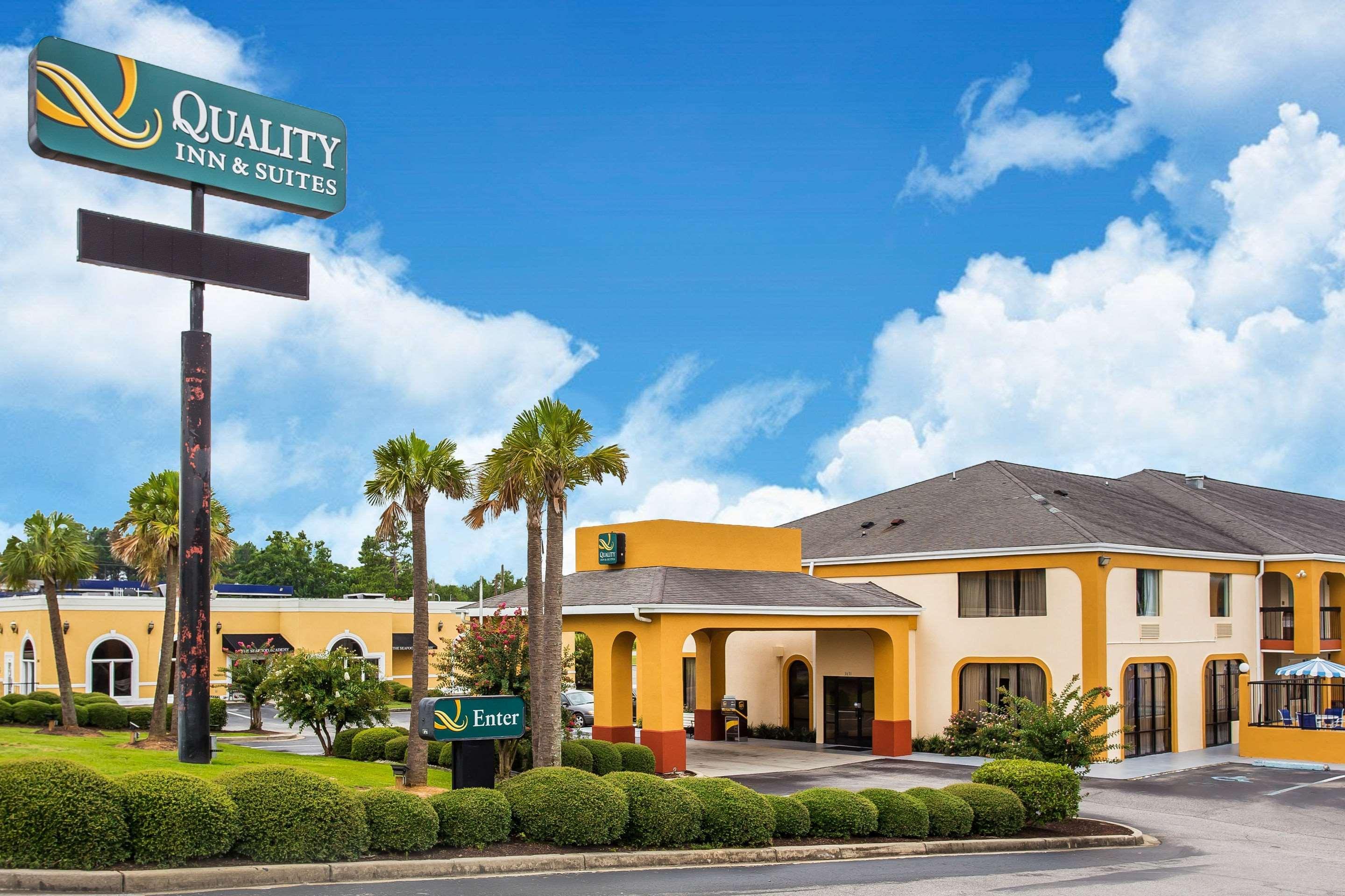 Quality Inn&Suites Orangeburg Exterior foto